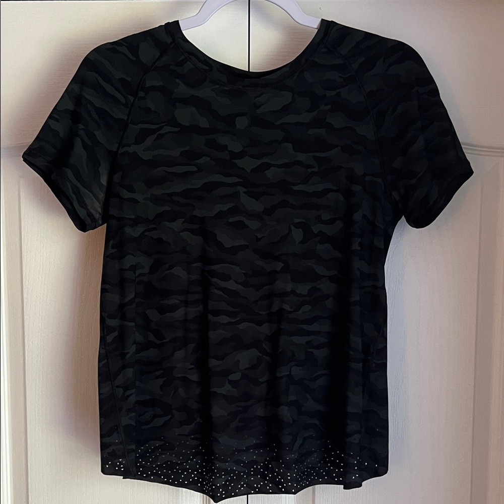Lululemon Athletica Black Camouflage Women's Top